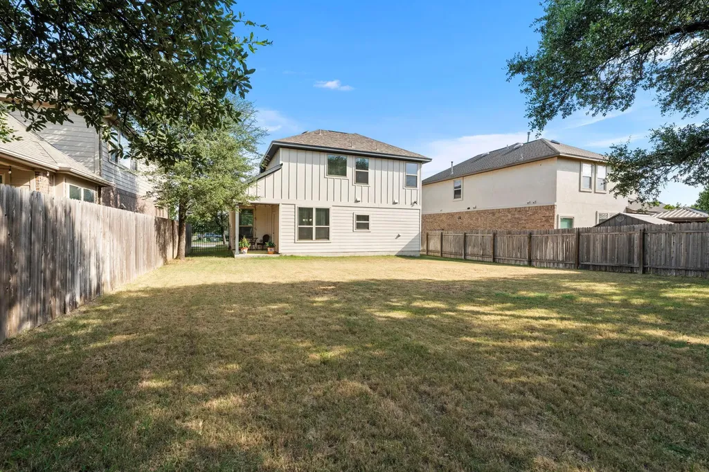 105 Lewisville Lane Leander TX 78641