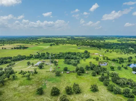 1122 County Road 344 Road Lexington TX 78947