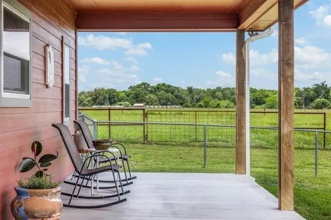 1122 County Road 344 Road Lexington TX 78947