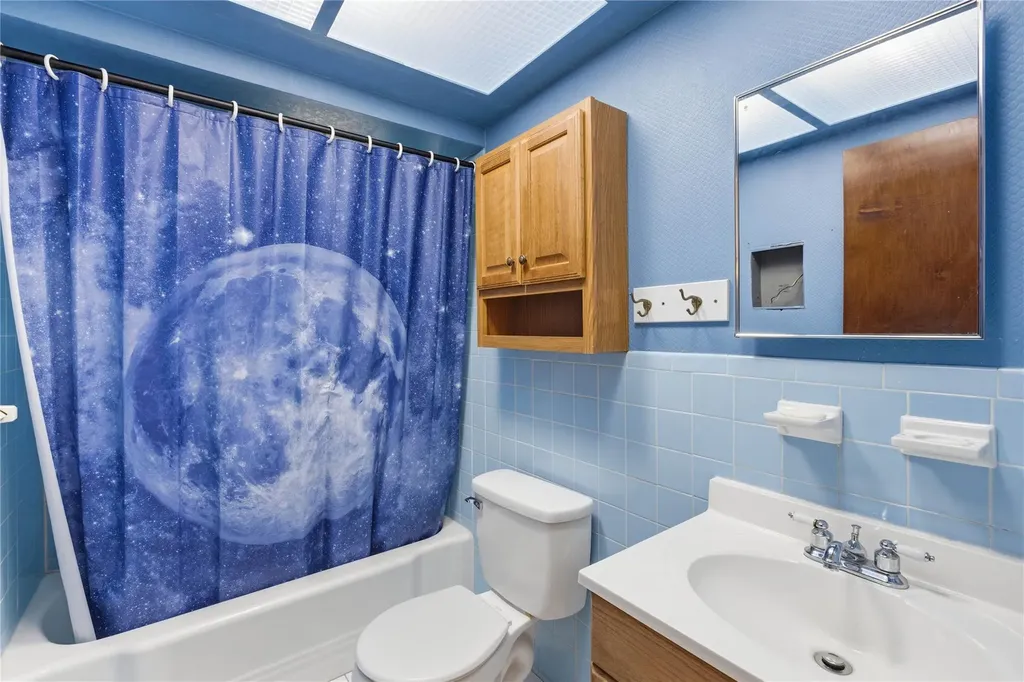 4611 S 2nd Street Austin TX 78745