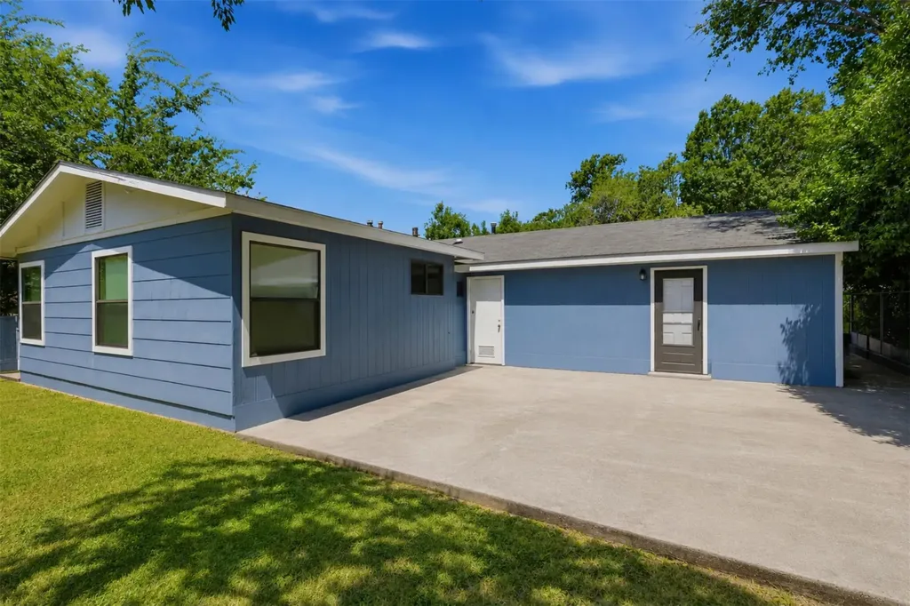4611 S 2nd Street Austin TX 78745