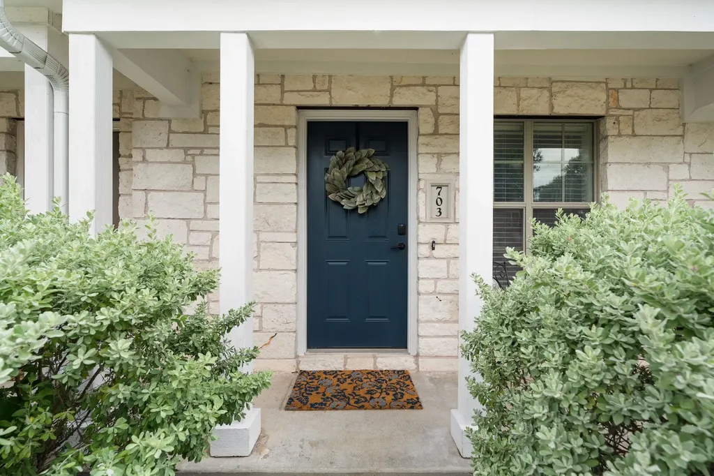 401 Buttercup Creek Boulevard Cedar Park TX 78613
