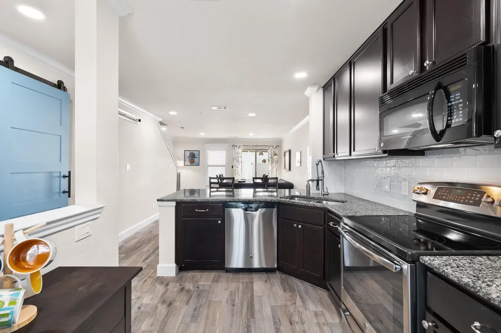 401 Buttercup Creek Boulevard Cedar Park TX 78613