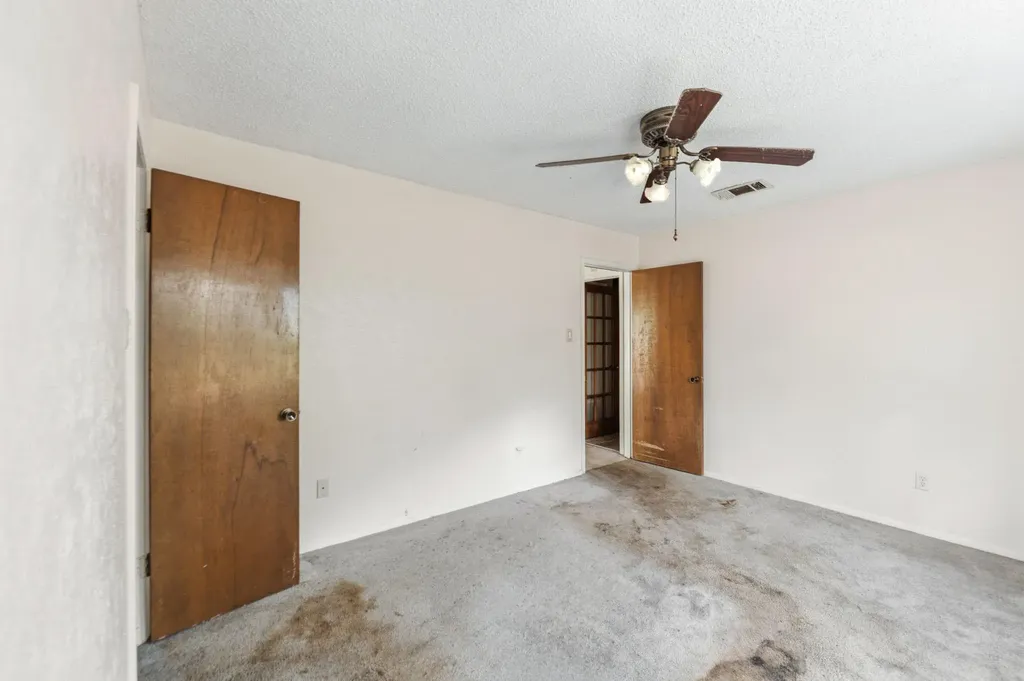 4006 Jaffna Cove Austin TX 78749
