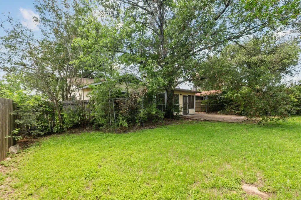 4006 Jaffna Cove Austin TX 78749