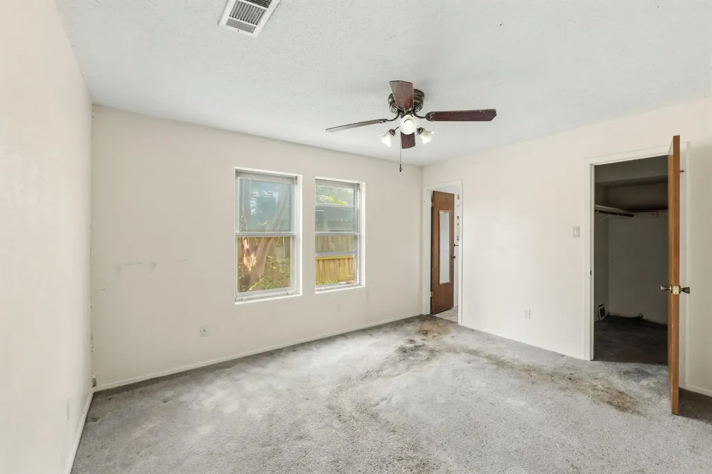 4006 Jaffna Cove Austin TX 78749
