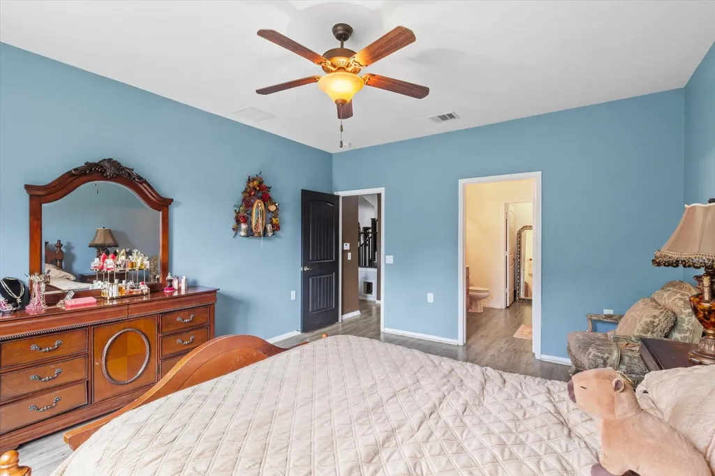 8704 Panadero Drive Austin TX 78747