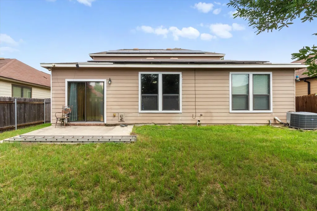 8704 Panadero Drive Austin TX 78747