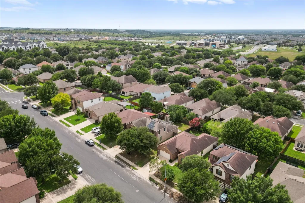 8704 Panadero Drive Austin TX 78747