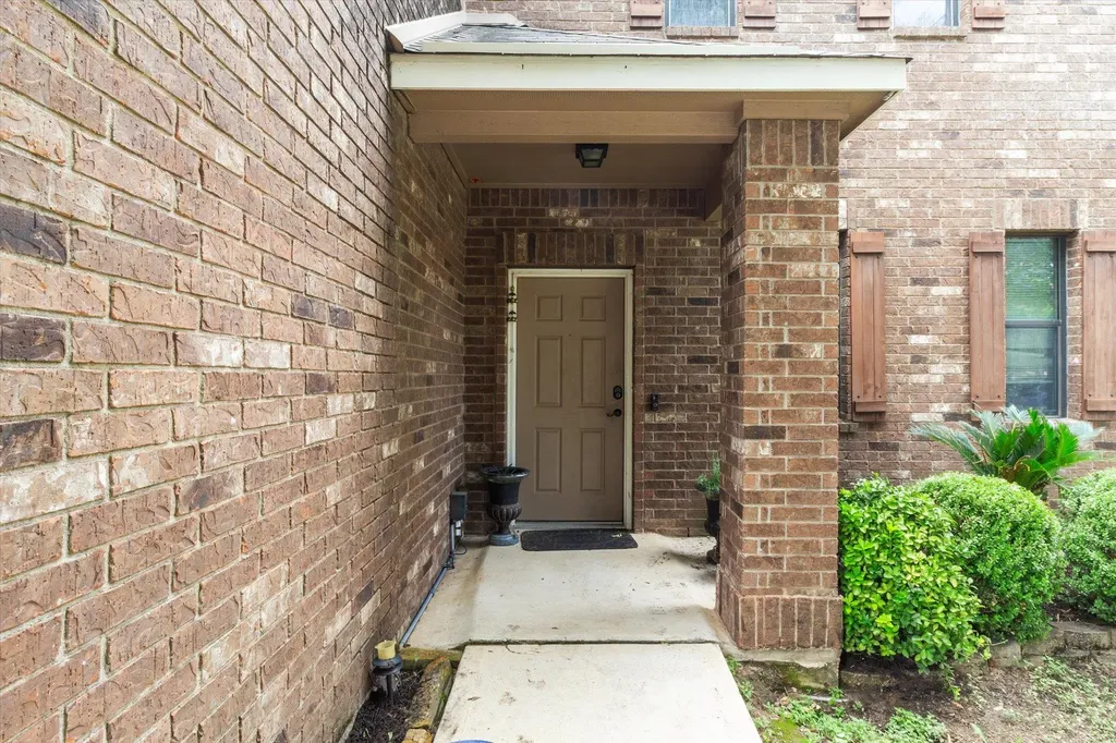 8704 Panadero Drive Austin TX 78747