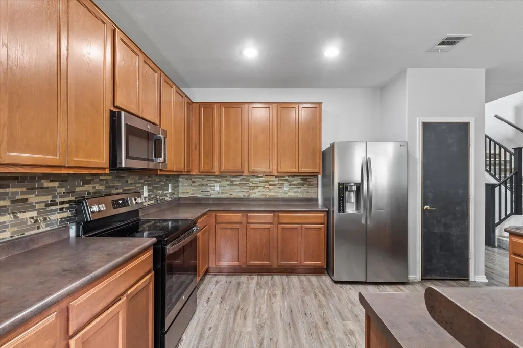 8704 Panadero Drive Austin TX 78747