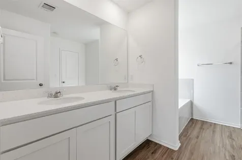 10525 Steinbeck Drive Austin TX 78747