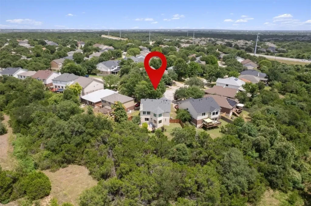 3744 Top Rock Lane Round Rock TX 78681