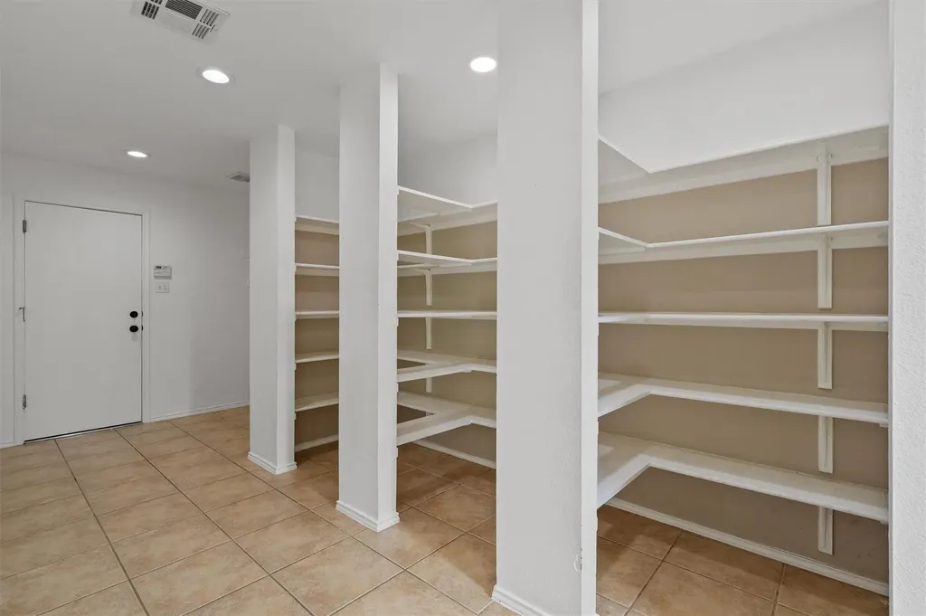 3744 Top Rock Lane Round Rock TX 78681