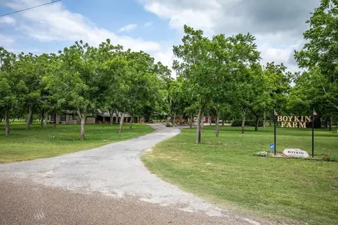 2432 County Road 402 Falfurrias TX 78355