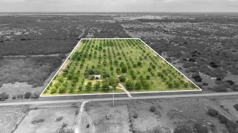 2432 County Road 402 Falfurrias TX 78355