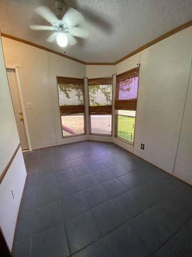 81 Roots Road Martindale TX 78655