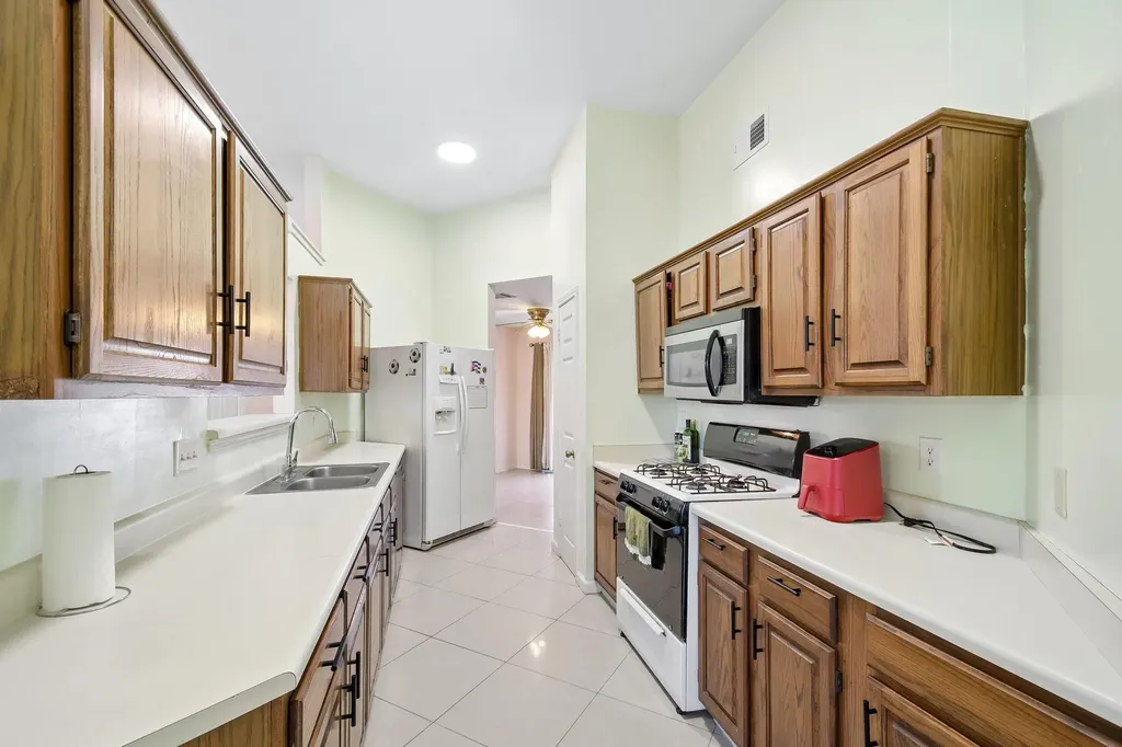 1801 Twisted Oak Drive Leander TX 78641