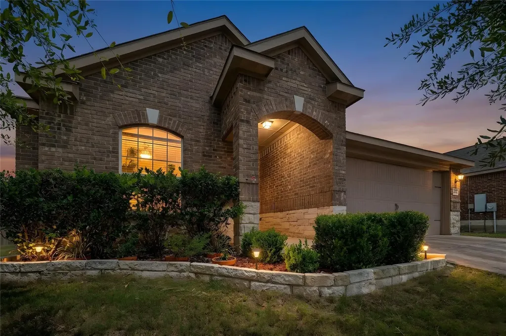 19516 Per Lange Pass Manor TX 78653