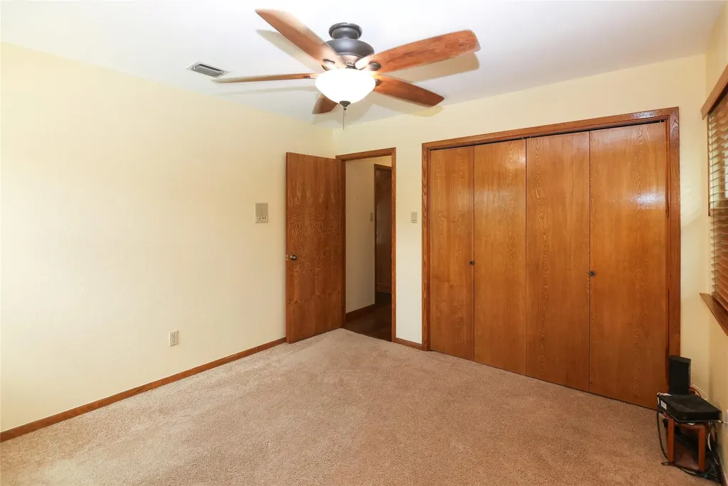 10901 Country Knoll Knolls Austin TX 78750