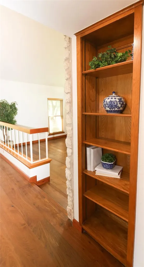10901 Country Knoll Knolls Austin TX 78750
