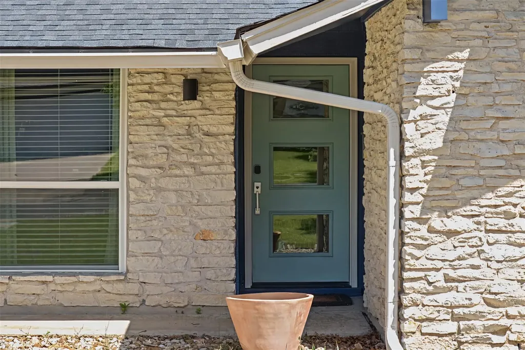 9007 W Pointer Lane Austin TX 78758