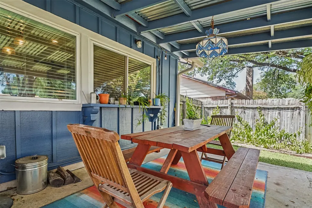 9007 W Pointer Lane Austin TX 78758