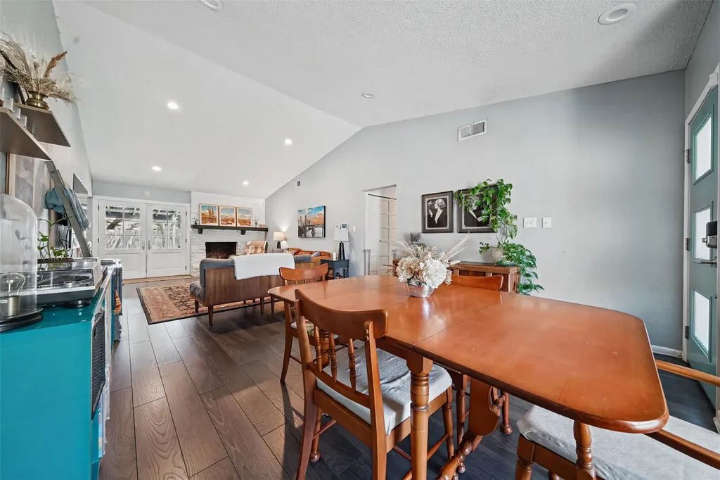 9007 W Pointer Lane Austin TX 78758