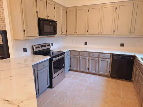 21604 Boggy Ford Road Lago Vista TX 78645