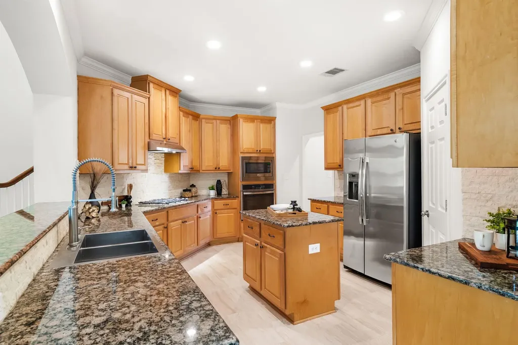 3409 Zebecca Creek Drive Austin TX 78732