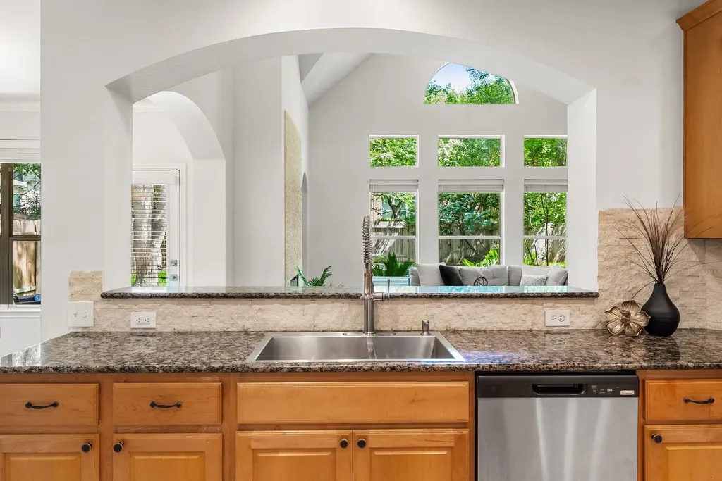 3409 Zebecca Creek Drive Austin TX 78732