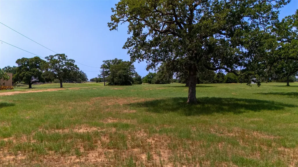 000 Cattlemens Row Road Lockhart TX 78644