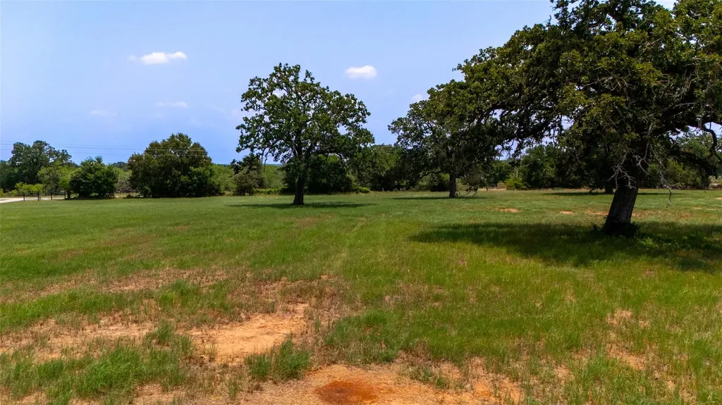 000 Cattlemens Row Road Lockhart TX 78644