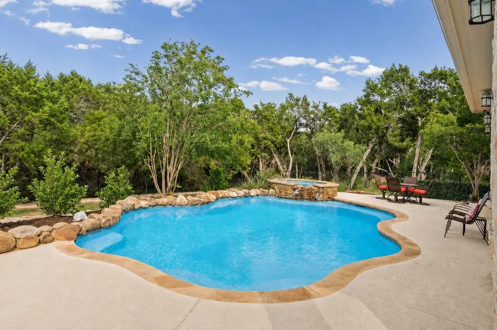 1710 Mira Vista Leander TX 78641