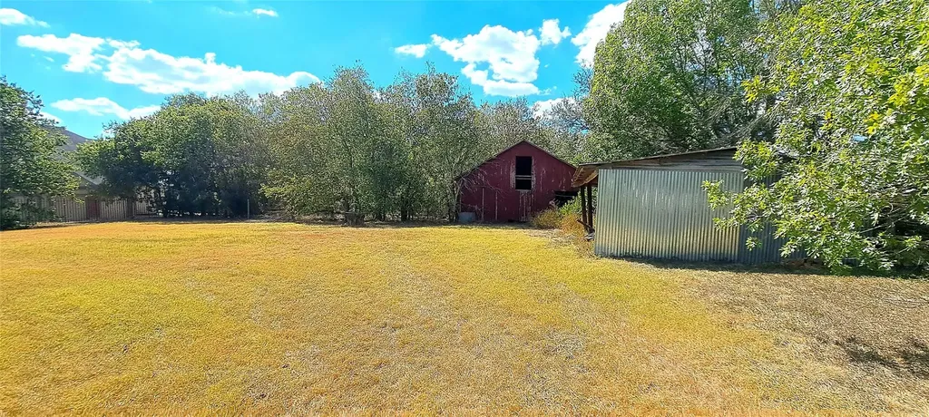 507 Sloan Street Taylor TX 76574