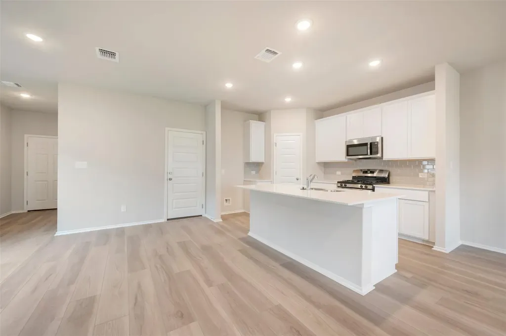 150 Big Banyan Drive Dripping Springs TX 78620