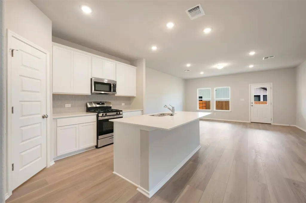 150 Big Banyan Drive Dripping Springs TX 78620