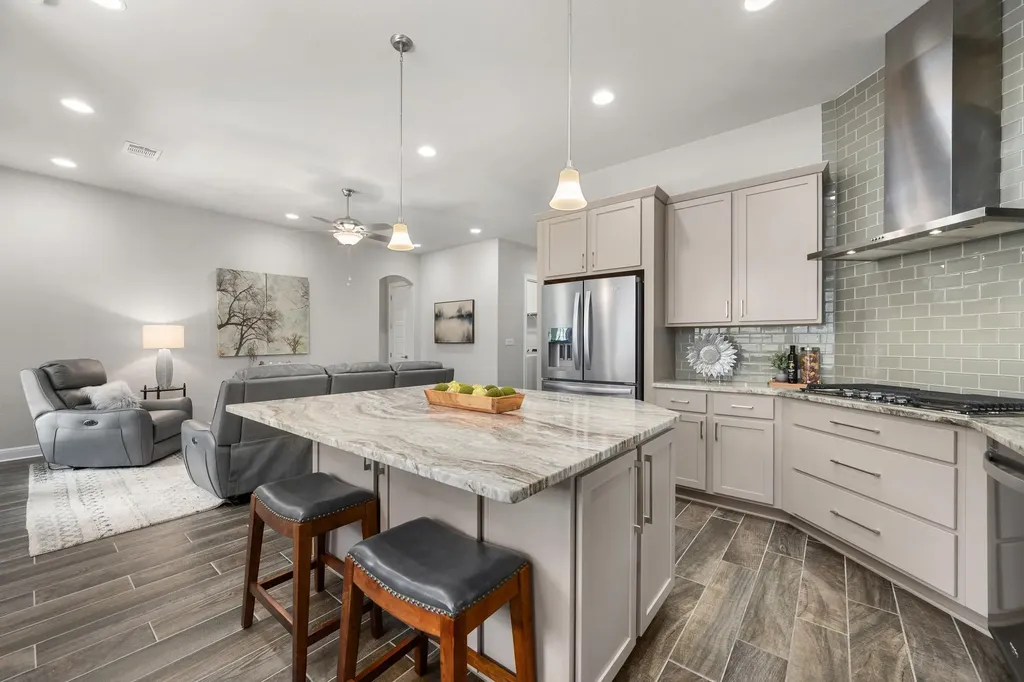 4608 Collins Street Round Rock TX 78681