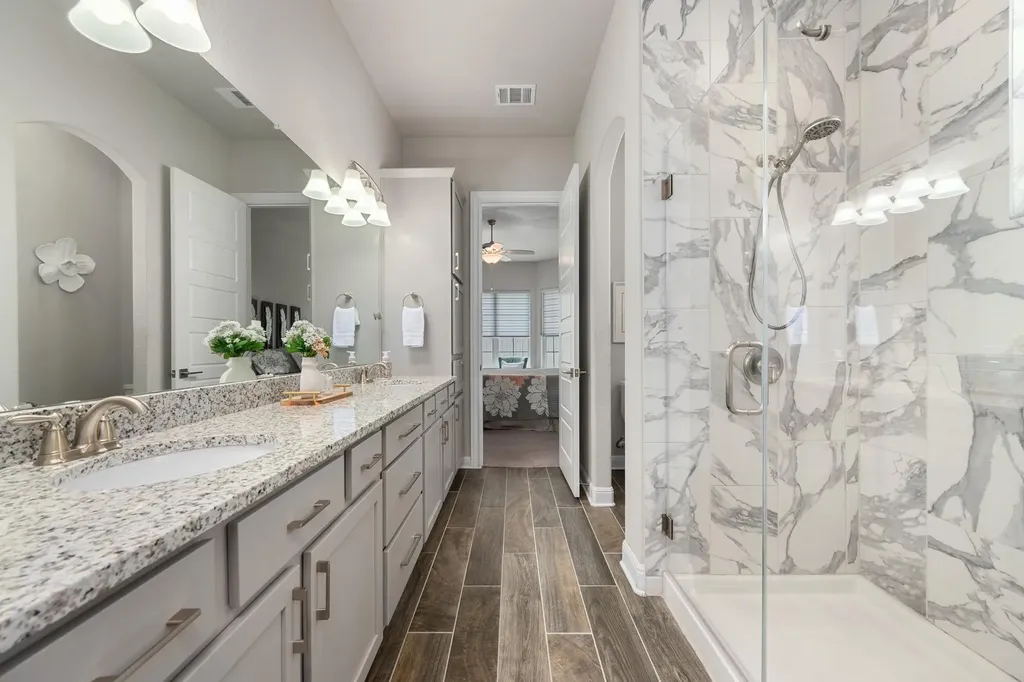 4608 Collins Street Round Rock TX 78681