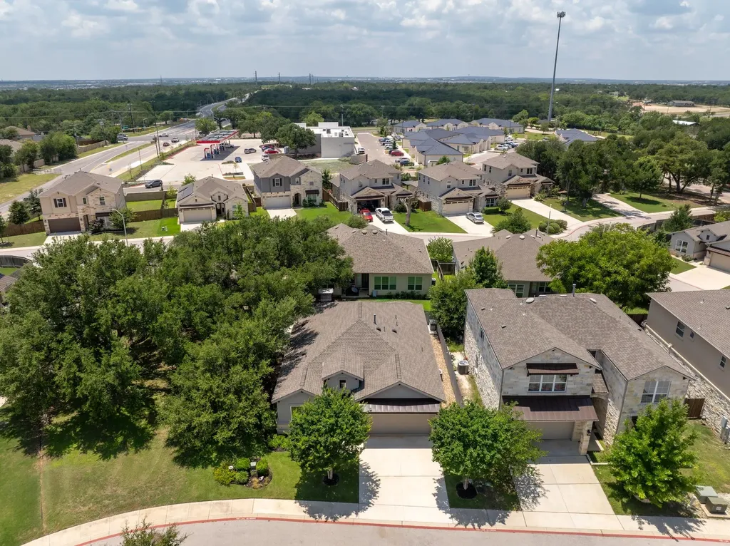 4608 Collins Street Round Rock TX 78681