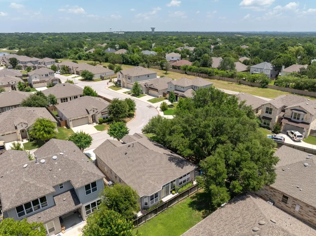 4608 Collins Street Round Rock TX 78681