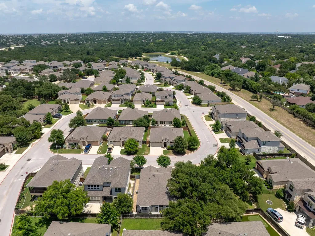 4608 Collins Street Round Rock TX 78681