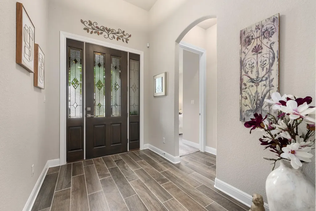 4608 Collins Street Round Rock TX 78681