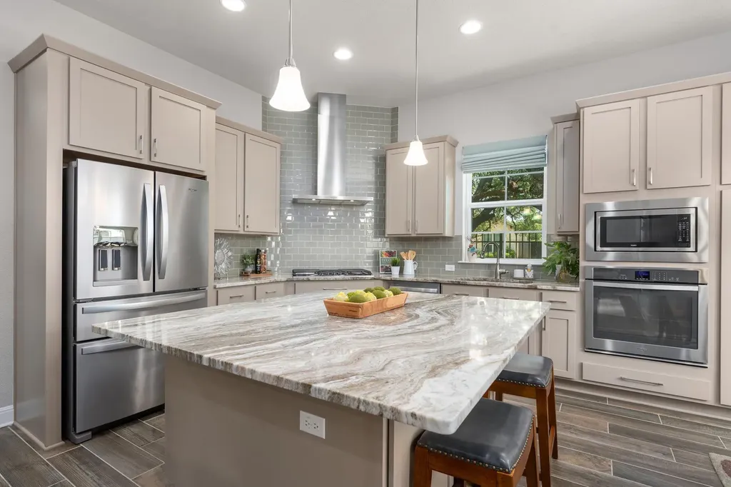 4608 Collins Street Round Rock TX 78681