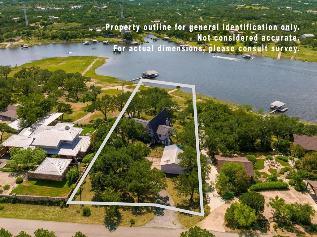 19625 Lakehurst Loop Spicewood TX 78669
