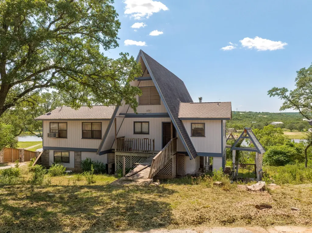 19625 Lakehurst Loop Spicewood TX 78669