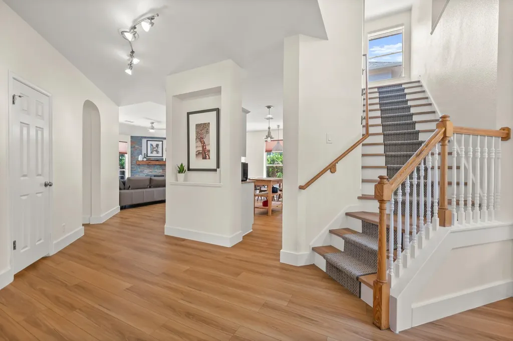 11318 Pompey Court Austin TX 78739