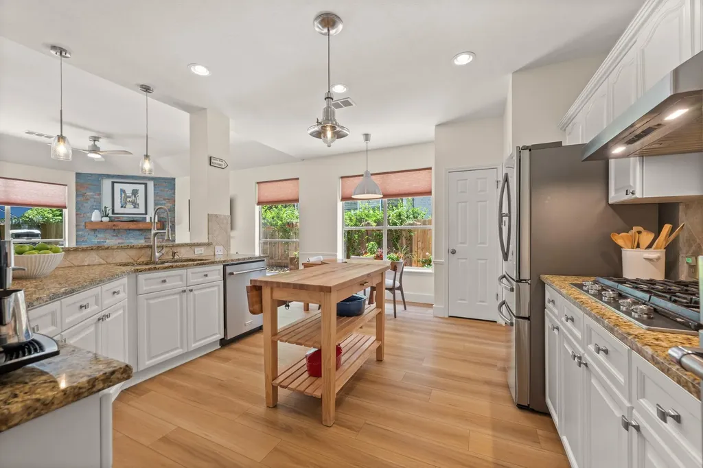 11318 Pompey Court Austin TX 78739
