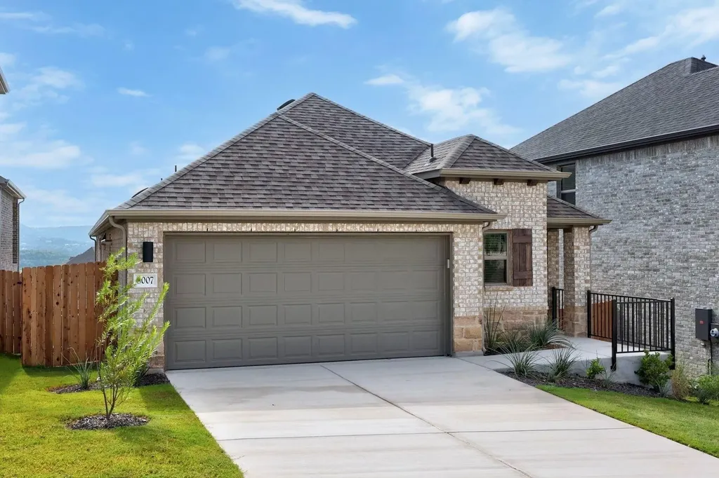 8007 Shining Flor Lane Lago Vista TX 78645