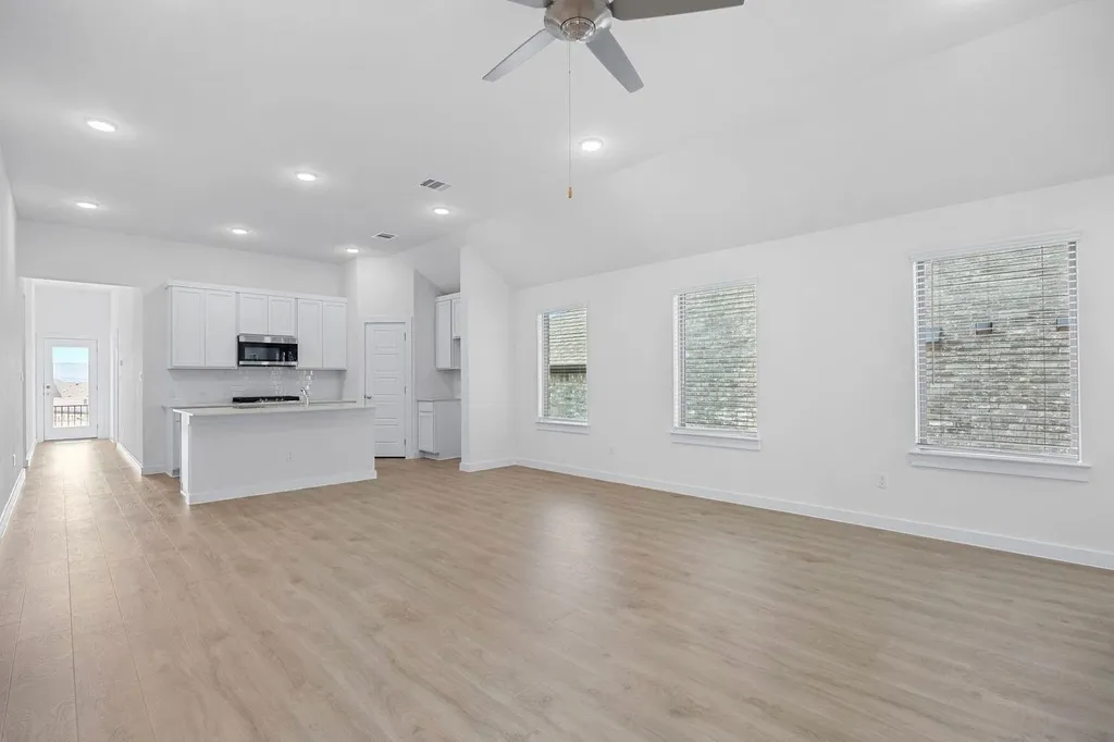 8007 Shining Flor Lane Lago Vista TX 78645